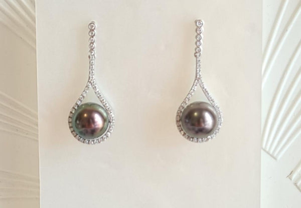 Tahitian sea pearl earring