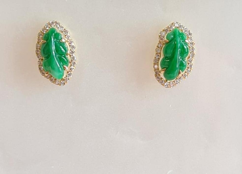Golden fish earring