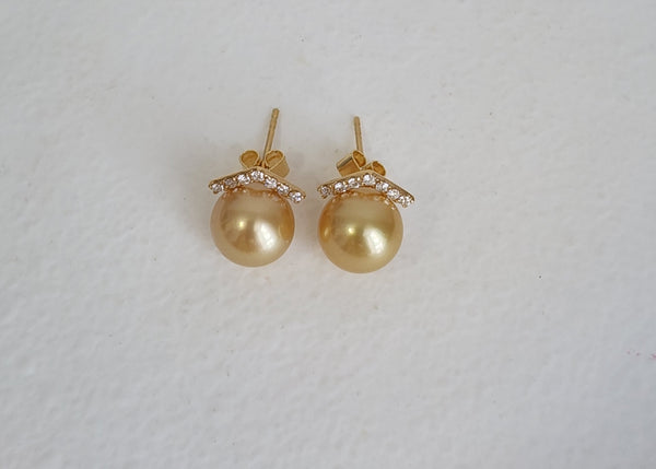 South sea golden pearl diamond earring