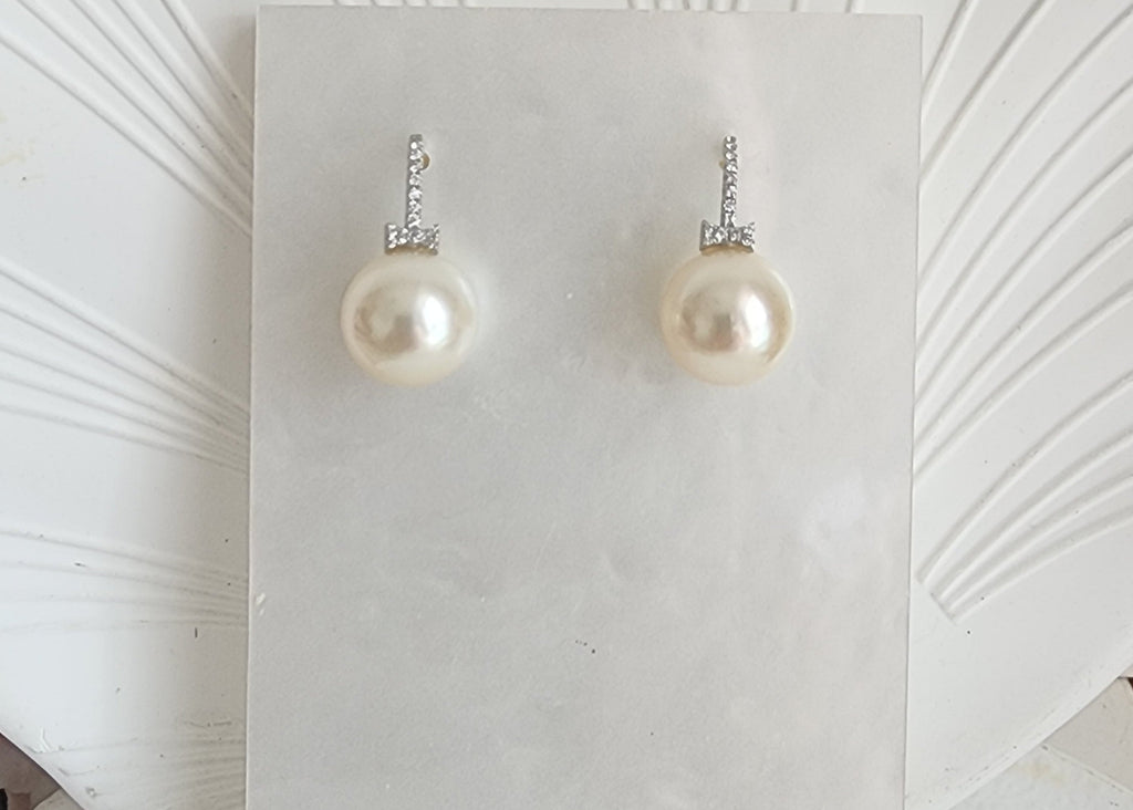 South sea pearl earring
