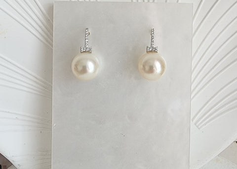 South sea pearl earring