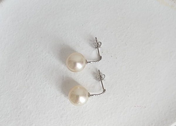 South sea pearl earring
